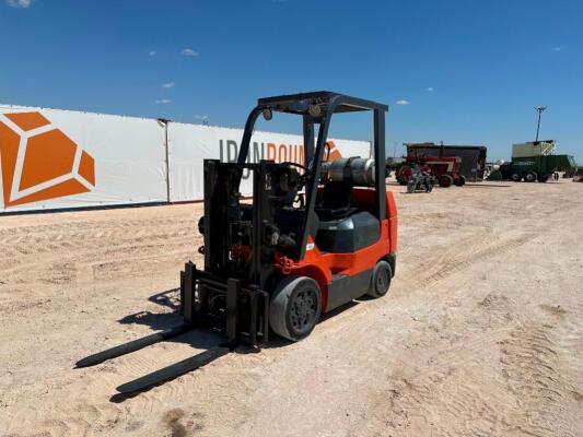 Toyota 7FGCU25 Forklift