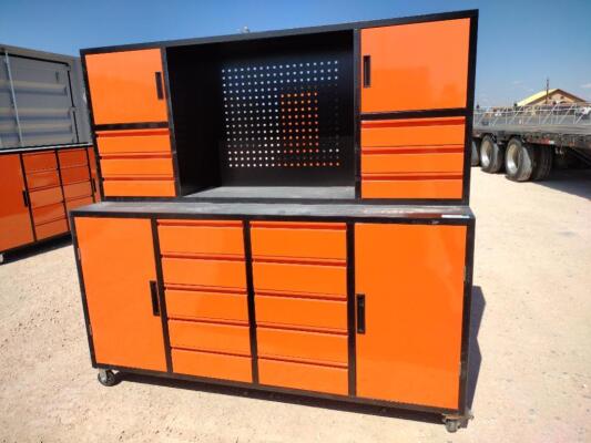 Unused Work Bench,16 Drawers and 4 Cabinets