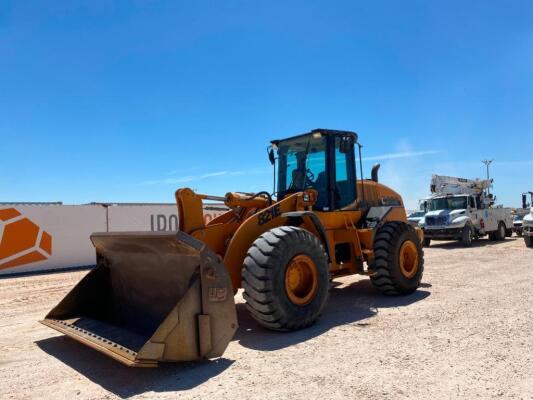 Case 821E Wheel Loader