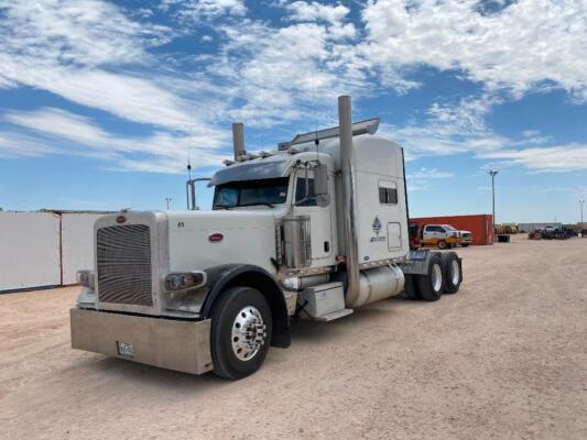 2008 Peterbilt 389 Truck Tractor