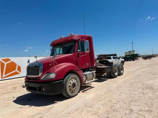 2008 Freightliner Columbia 120 Truck Tractor