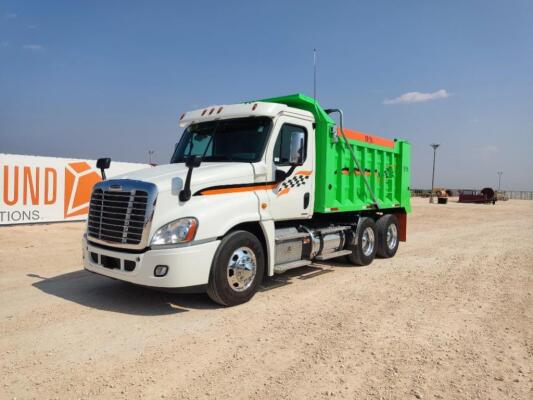 2012 Freightliner Cascadia Dump Truck