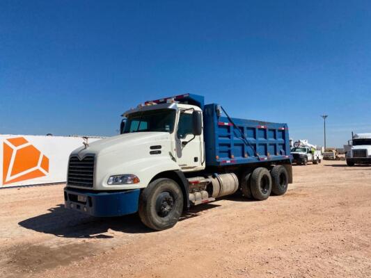 2013 Mack CXU613 Dump Truck