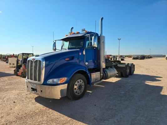 2012 Peterbilt 386 Truck Tractor