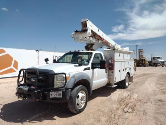 2011 Ford F-550 XL Super Duty Bucket Truck