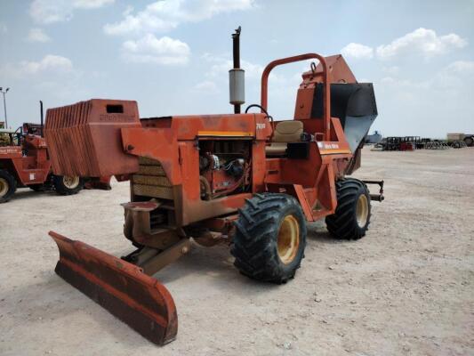 Ditch Witch 7610 Trencher