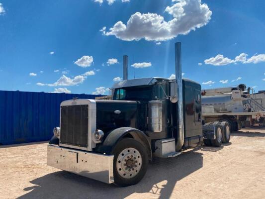 1996 Peterbilt 379 Semi Truck