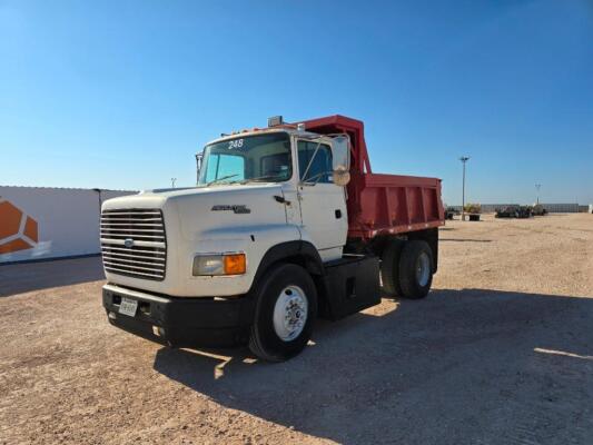 1993 Ford Aeromax L-9000 Dump Truck