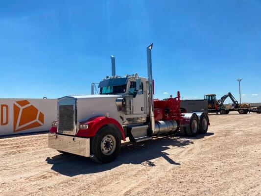 2000 Kenworth W900B Kill Truck