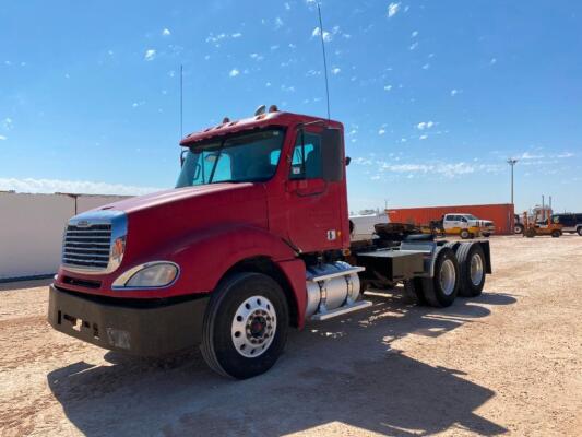 2007 Freightliner Columbia 120 Truck Tractor