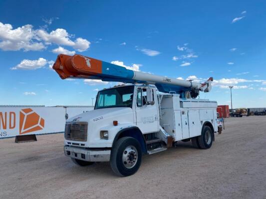 2000 Freightliner Bucket Truck