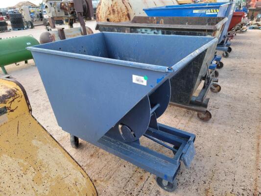 Self Dumping Hopper