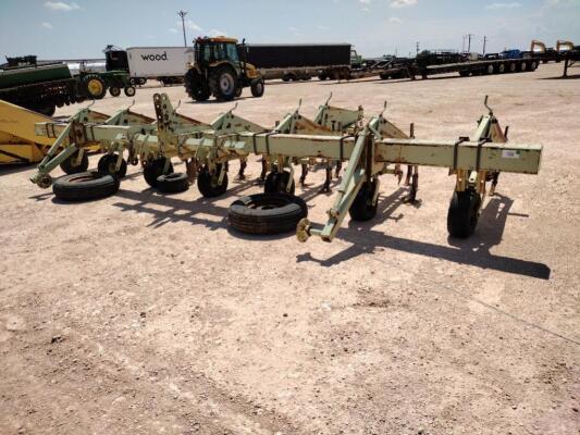 Orthman 721R Row Crop Cultivator w/2 Extra Units