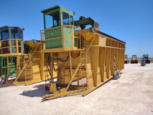 Big 12 180D Cotton Module Builder