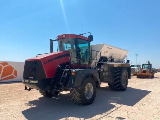 Case FLX 4510 Compost Spreader