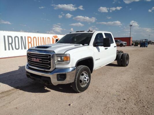 2017 GMC 3500 HD Cab & Chassis