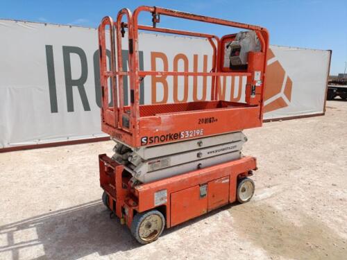 2018 Snorkel S3219E Scissor Lift