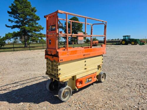 2015 JLG 2632 ES Scissor Lift