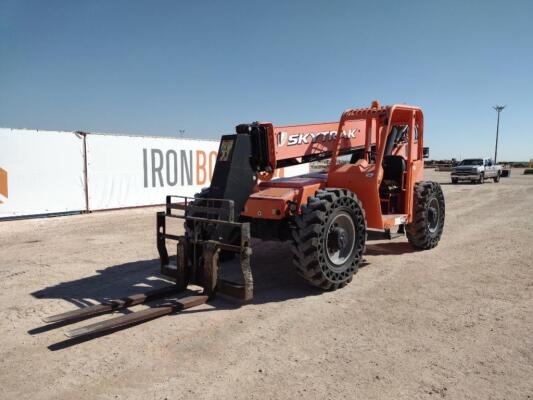 2015 JLG 8042 Telescopic Forklift