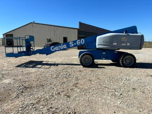 2007 Genie S-60 Man Lift