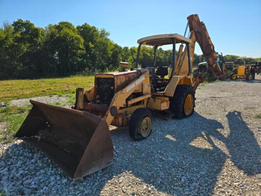 1984 John Deere 510B Backhoe