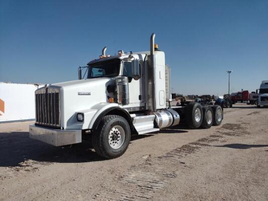 2014 Kenworth T800 Heavy Haul Truck Tractor