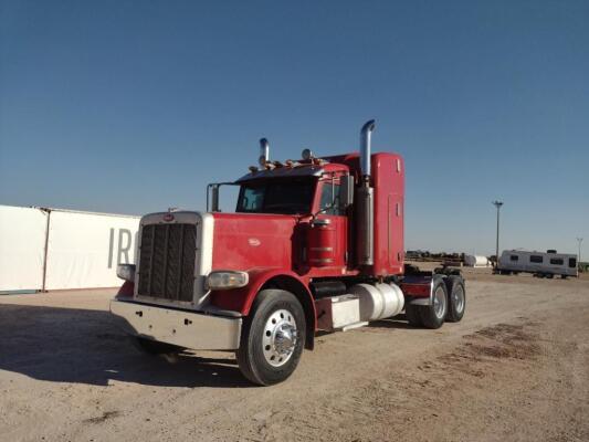 2009 Peterbilt 388 Truck Tractor