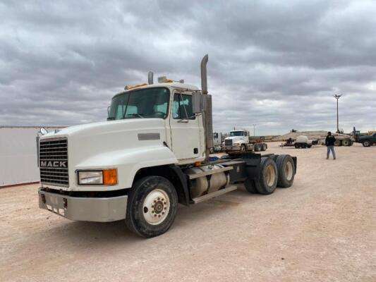 1999 Mack CH613 Truck Tractor