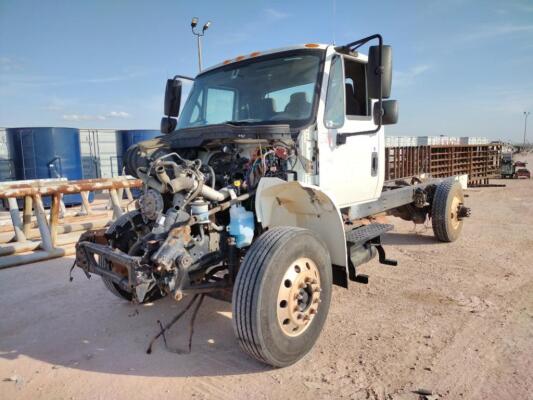 International Chassis Cab Truck ( Does Not Run )