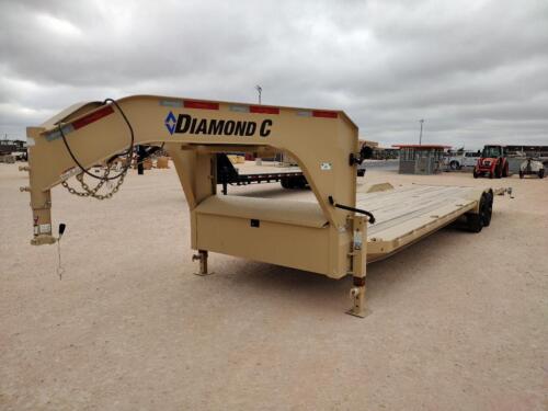 2022 Diamond C Roadclipper 30 Ft Gooseneck Trailer