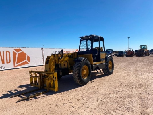 Cat TH83 Telescopic Forklift