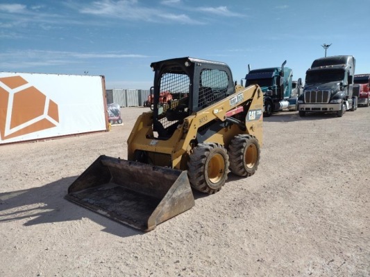 2018 Cat 236D Skid Steer Loader