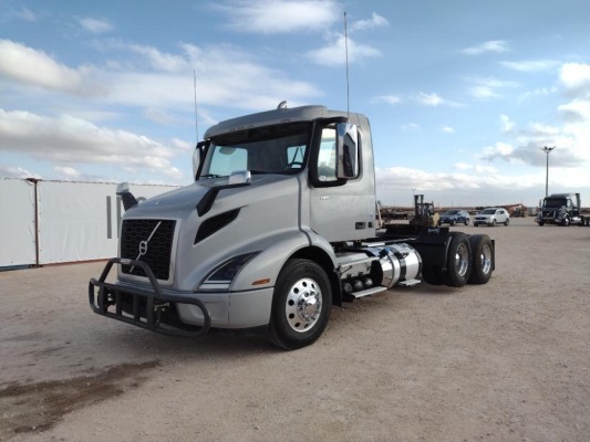 2019 Volvo VNR Truck Tractor