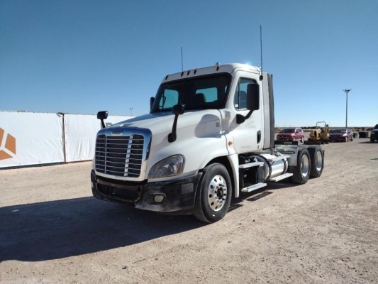 2016 Freightliner Truck Tractor