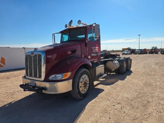 2012 Peterbilt 386 Truck Tractor