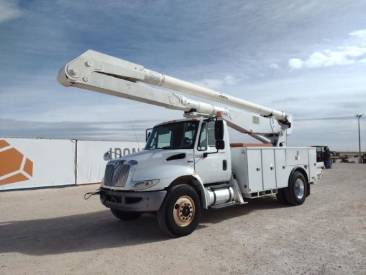 2012 International Dura Star 4300 Bucket Truck