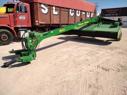 John Deere 946 Mower Conditioner