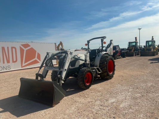 Bobcat CT4058 Backhoe Tractor