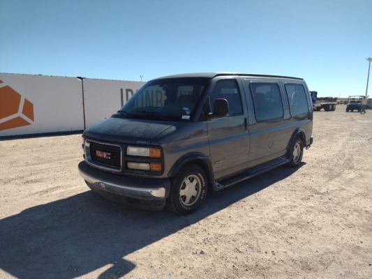 2000 GMC 1500 Savana Passenger Van