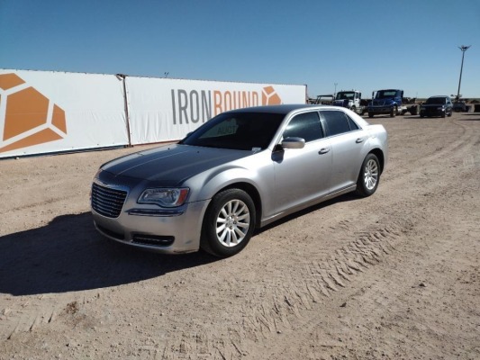 2014 Chrysler 300 Car