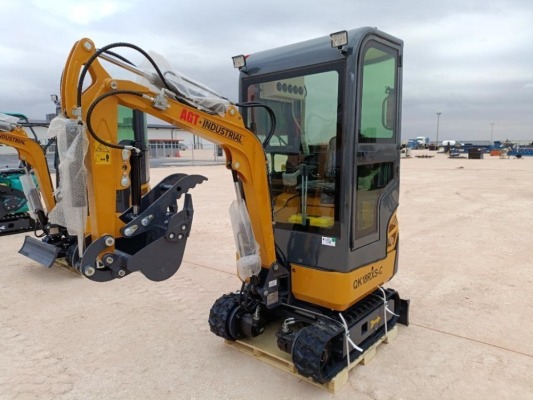 Unused 2024 AGT QK18RXS-C Mini Excavator