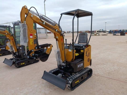 Unused 2024 AGT H12R Mini Excavator