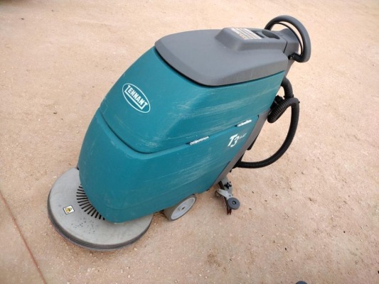 Tennant T3 Fast Floor Scrubber