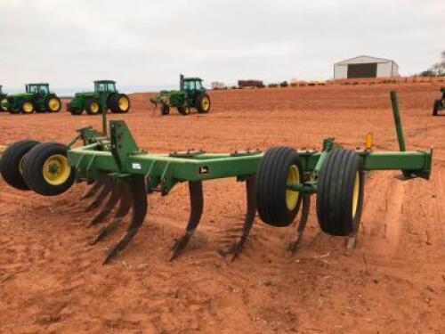 John Deere 915 PT Deep Ripper