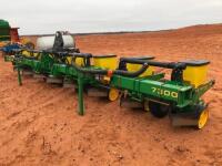 John Deere 7300 Planter