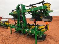 John Deere 1720 Stackfold Planter