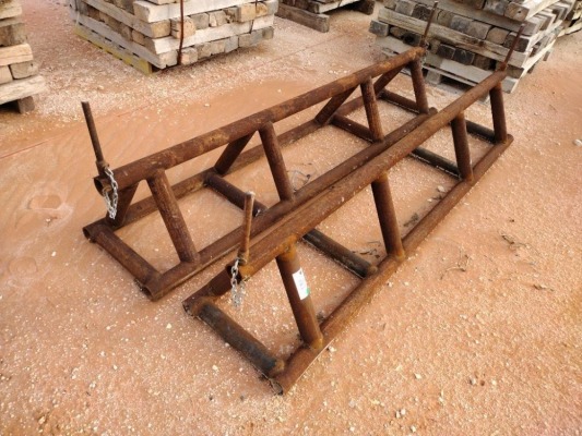 Set of 8Ft Pipe Racks