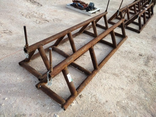 Set of 8Ft Pipe Racks