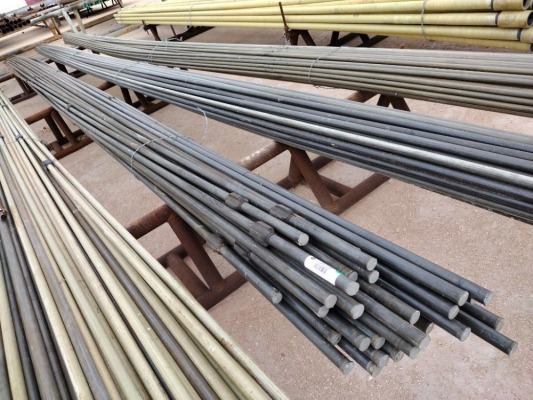 Approx (50) 1 1/4'' Fiberglass Rods