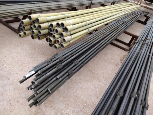 Approx (50) 1 1/4'' Fiberglass Rods